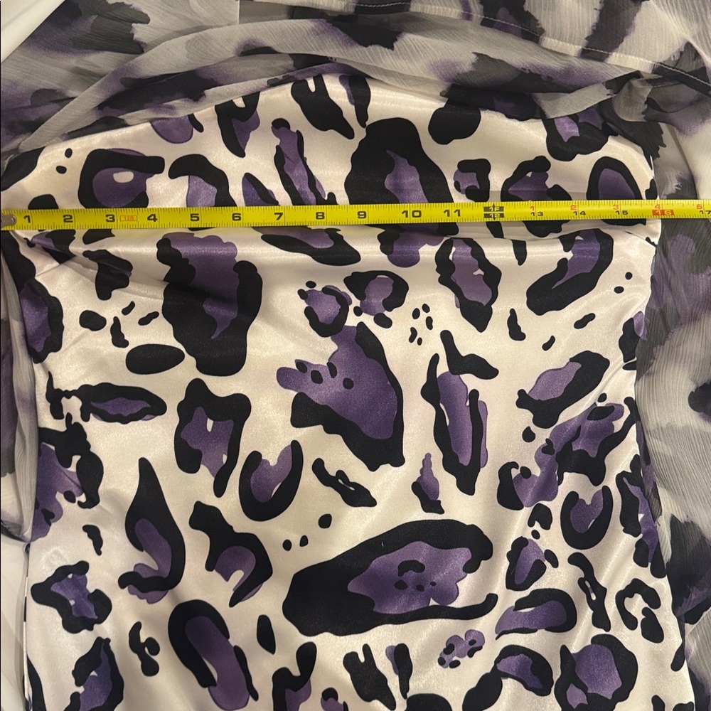 HOST PICK ⭐️ Beautiful Le Chateau purple animal print silk dress - Picture 11 of 12